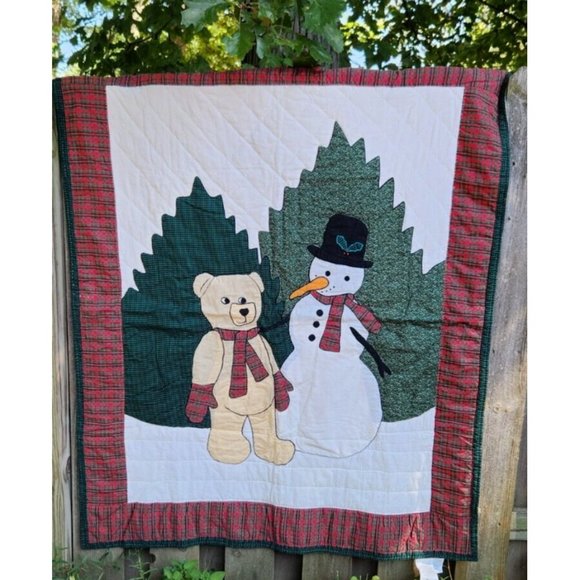 American Pacific Christmas Quilted Patchwork Throw/Wall Hanging Snowman Bear - Picture 1 of 12